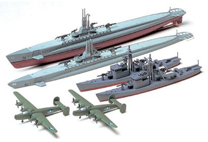 US Submarine Gato class plus Japanese Subchaser No13 plus B-24 Liberator 