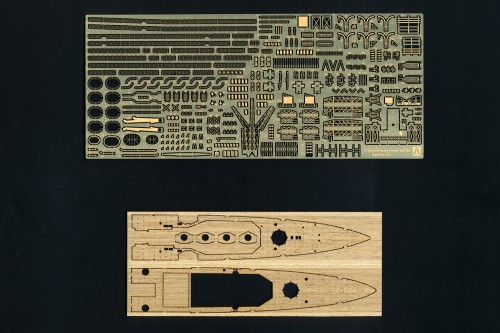 British Heavy Cruiser HMS Exeter Photo Etched Parts Set (incl. wood deck) 