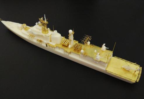 EV resin kit 1/700 PLAN Type 052 Destroyer Luhu class S023 